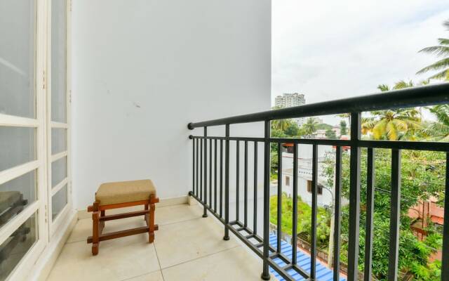 Arathi Apartments By OYO Rooms