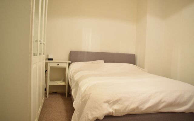 Modern 1 Bedroom Apartment Near London Bridge