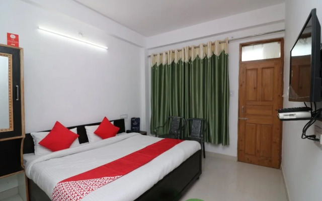 Oyo 27741 Incredible Palace