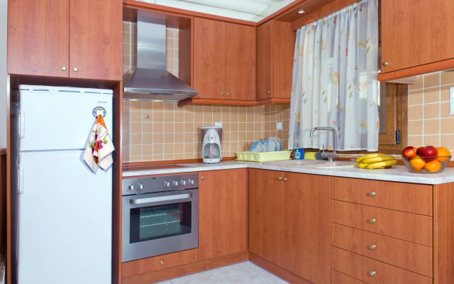 Christina Maisonettes Studios & Apartments