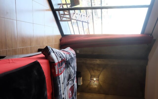 Iris hostel