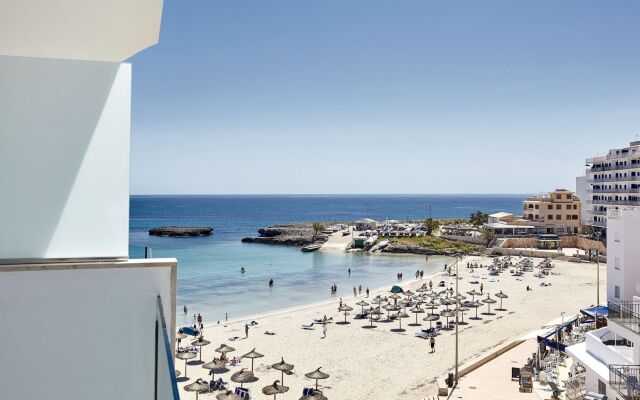 Universal Hotel Perla