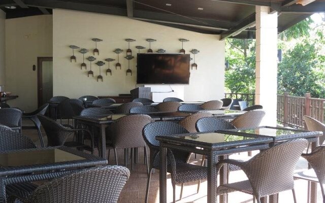 Aiyanar Beach and Dive Resort