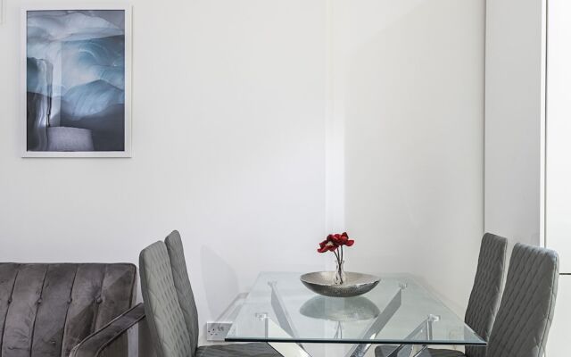 Laystall Apartment by Flexystays