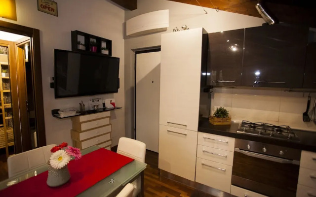 Bnbook - Train Station Loft