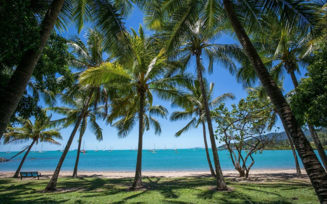 Airlie Beach YHA