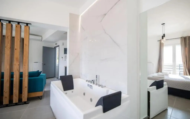 La Casa New Central Coastal Apartment & Jacuzzi