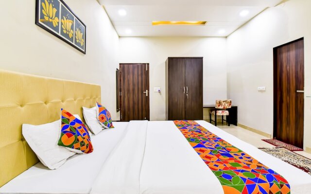 The Castle Homestay by FabHotel