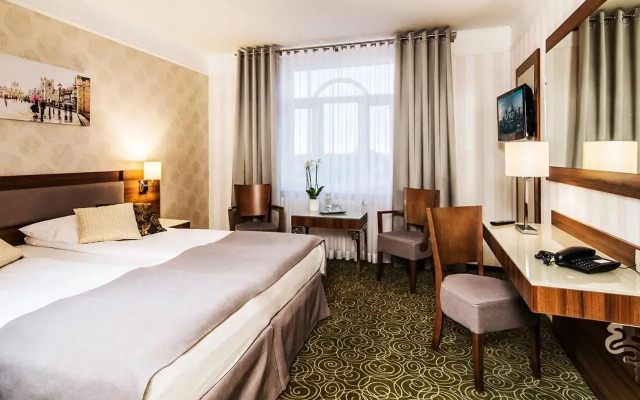 Hotel Lord Warsaw Airport