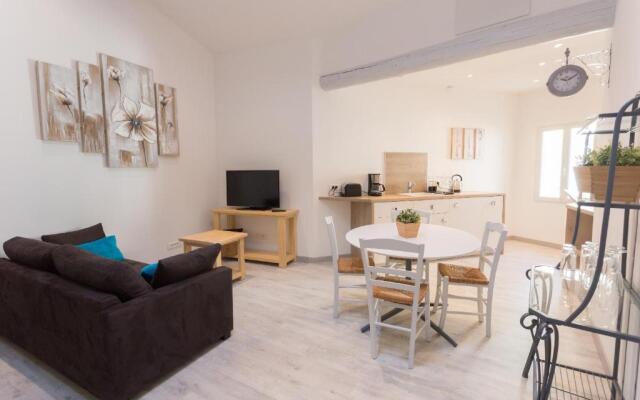 Grand studio à la nuitée