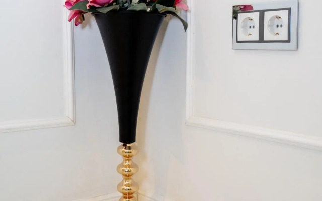 Paradise Center Apartment 2