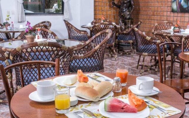 Ideal Praia Hotel