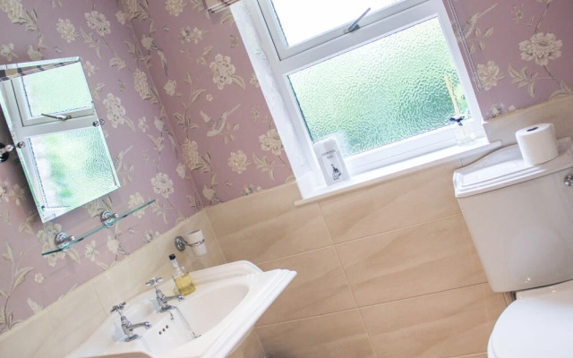 Geltsdale Garden Apartment