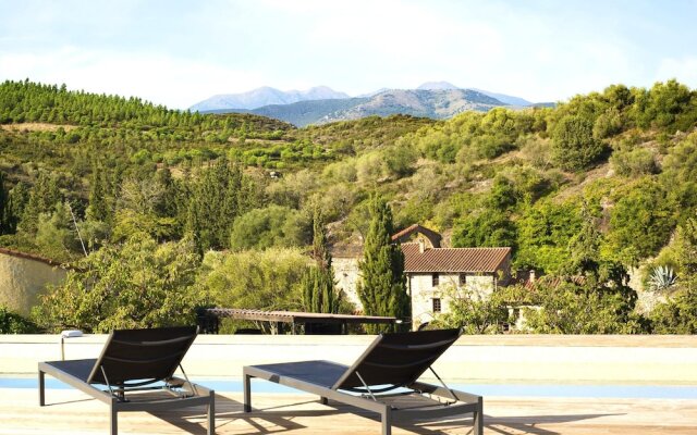 Mansion With 3 Bedrooms in Castelnou, With Wonderful Mountain View, Po