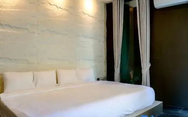 Naverlyhills Huahin pool villa