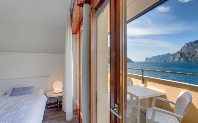 Torbole Hotel