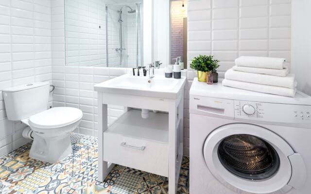 FriendHouse Apartments - Avenue