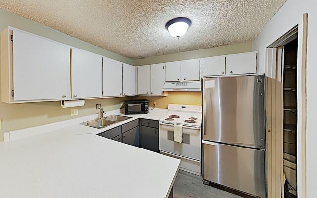 Wooded Steamboat Springs Retreat by RedAwning