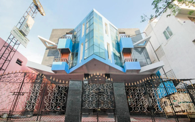 Mahalakshmi Inn