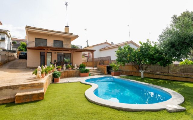 Agradable Casa Con Piscina A 5´Del Mar