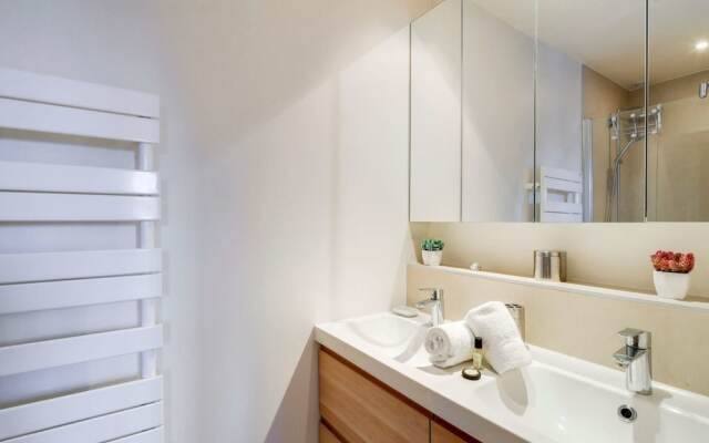 Gorgeous Flat - 3 Mins to Oberkampf Metro