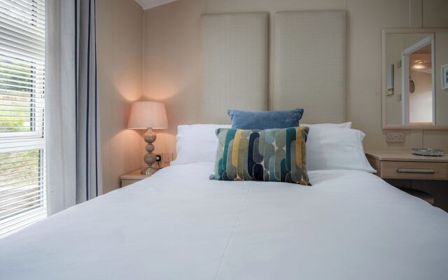 1 Manor Lodge - 3 Bedroom Lodge - Pendine