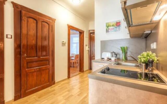 Modern Apartment Senovazne namesti 11
