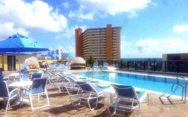 Vistalmar Queen Deluxe - One Bedroom Apartment