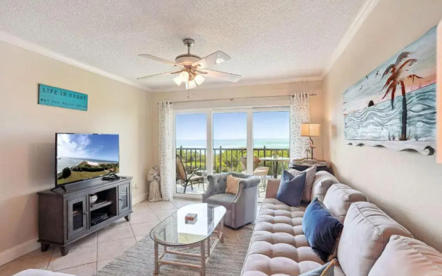 Land's End 10-304 Beach Front - Premier