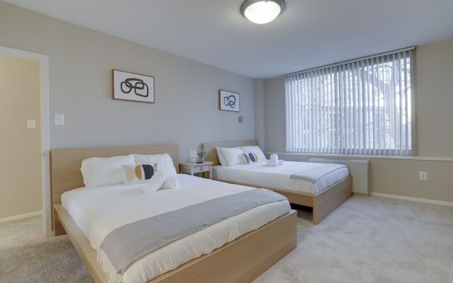 Luxury & Comfortable condo Crystal city