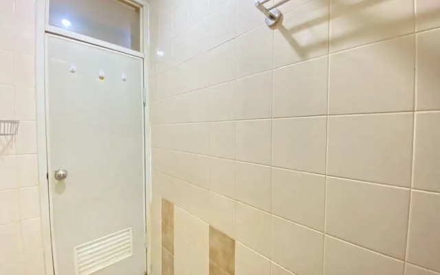 Comfortable 2Br At The Edge Bandung Apartment