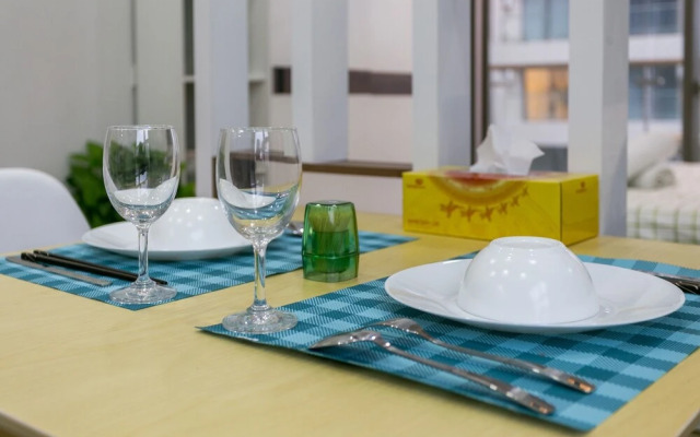 Jennifer House - Millenium Apartment