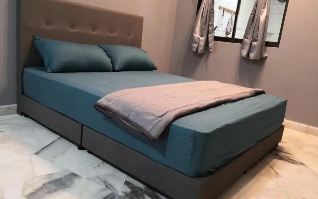 TB HOMESTAY Tasek klebang(taman bertuah) 10pax wifi