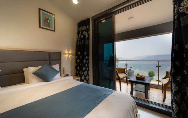 Cloud Mist Resort and Spa