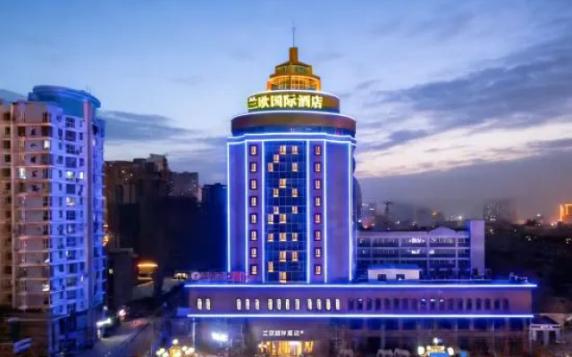Korla Xinhuijia Peacock River LANO International Hotel – Outside – Korla