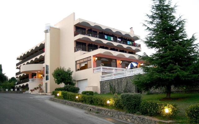 Eliana Hotel