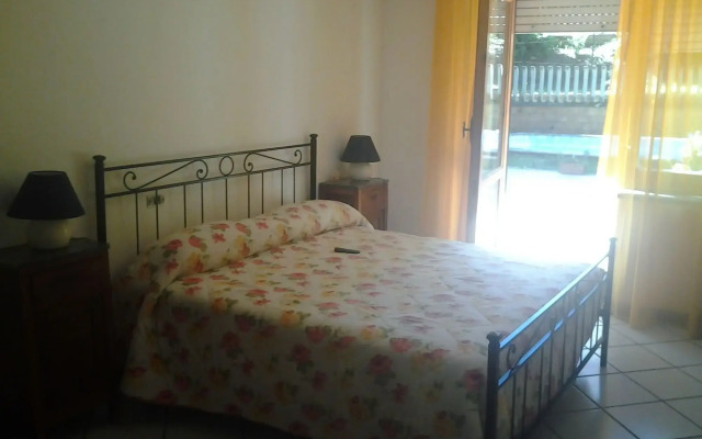 Villa Cardinal Apartments