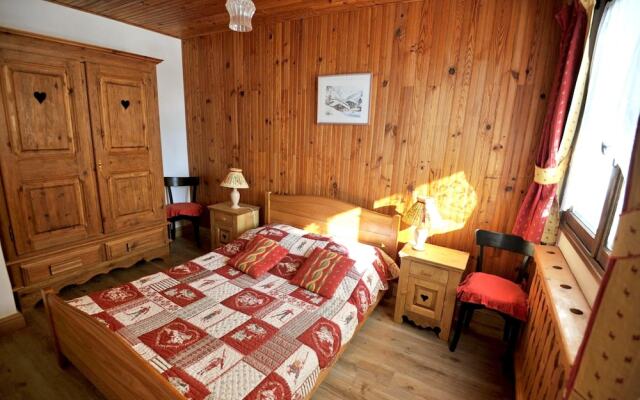 Apartment With 2 Bedrooms in Champagny-en-vanoise, With Wonderful Moun