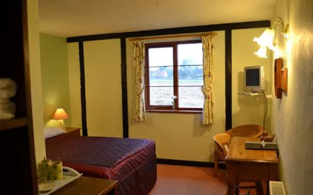 Six Bells Inn