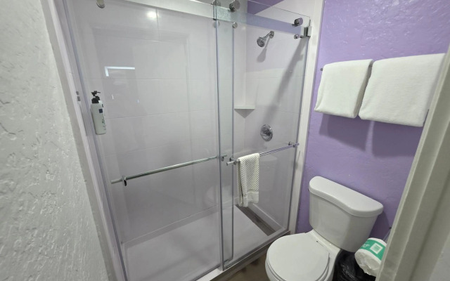 The Aqua Pacific Hotel