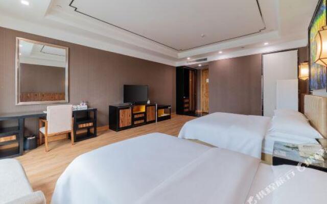 Vienna Hotel (Foshan Guangfo Road)