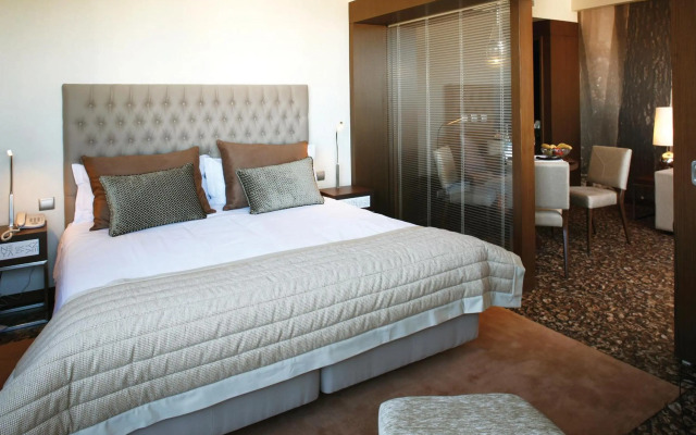 Neya Lisboa Hotel