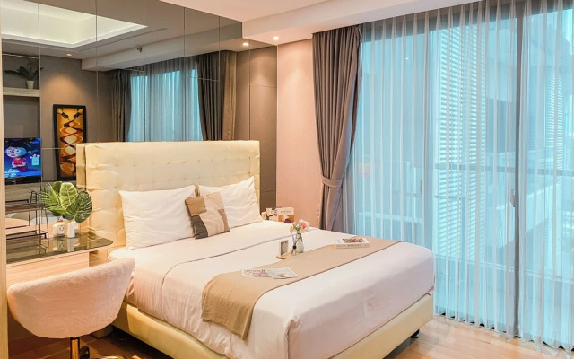 Spacious Studio Apartment at Capitol Suites