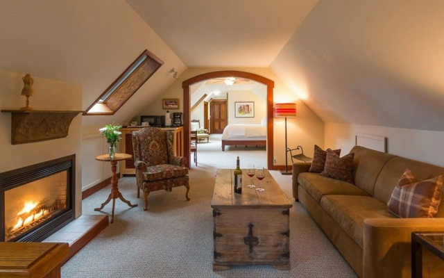 SCP Mendocino Inn and Farm