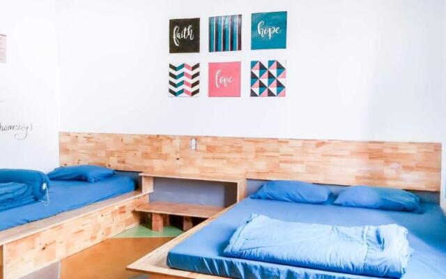 Domik Homestay - Cát Bà