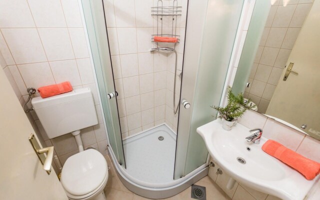 Beautiful Home in Potocnica With Wifi and 1 Bedrooms