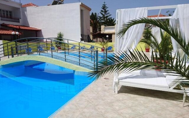 Hotel Mando