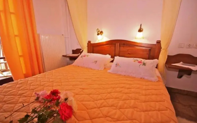 Villa Exohi Traditional House