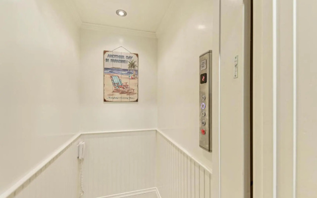 Banyan Beach - 104 Beach Ave