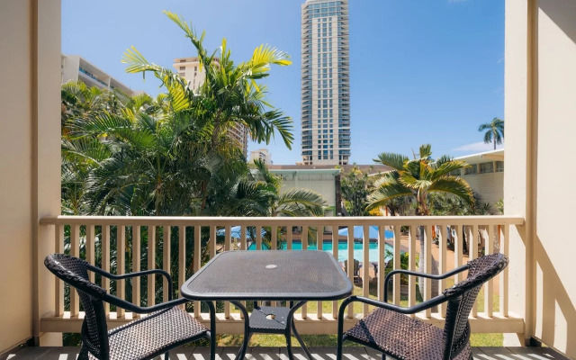 Waikiki Heritage Hotel